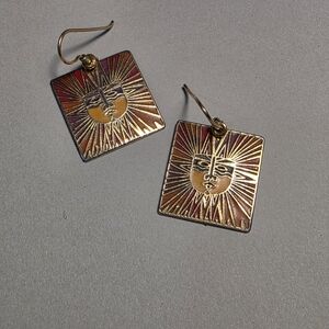 5/20$ Sunburst Gold and Red Earrings